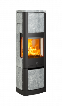 Stor peisovn Scan 65-8 High Top klebersteinsovn svart med varmelagrende kleberstein på sidene og glass på flere sider