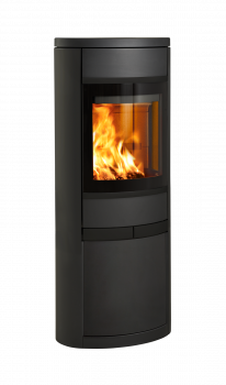 Mellomstor peisovn Scan 68-13 med stor glassdør og eksklusive sorte glassdetaljer